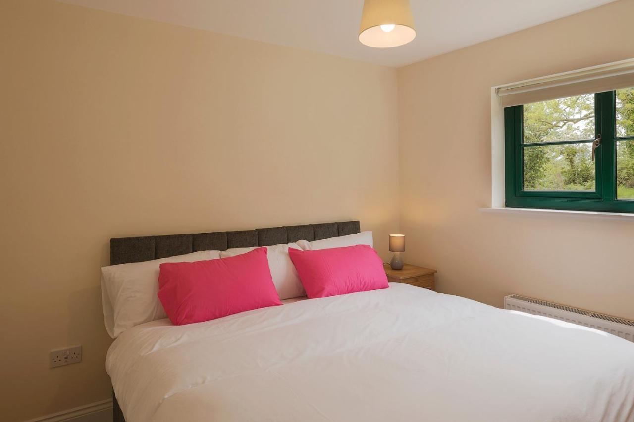 Oakwell Holiday Village Ramelton Екстер'єр фото