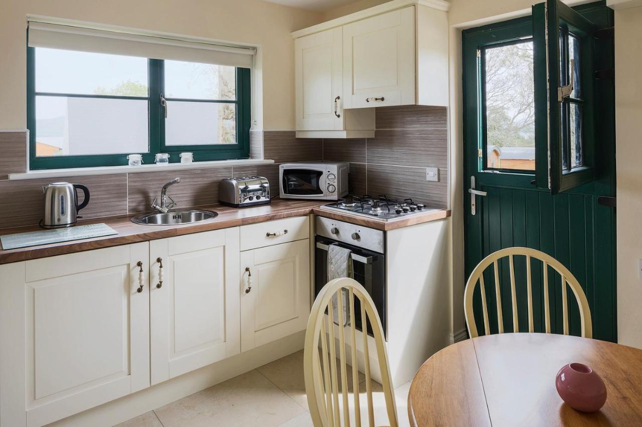 Oakwell Holiday Village Ramelton Екстер'єр фото